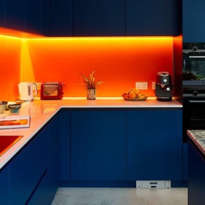 LED профіль ЛПУ16 в інтер'єрі